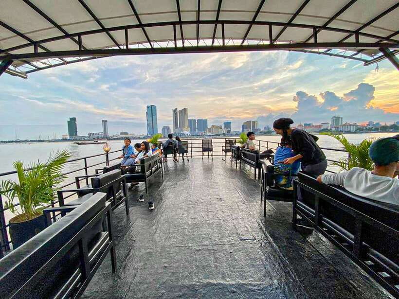 Phnom Penh: Mekong River Sunset Cruise and Tuk Tuk Ride - Key points to know before booking