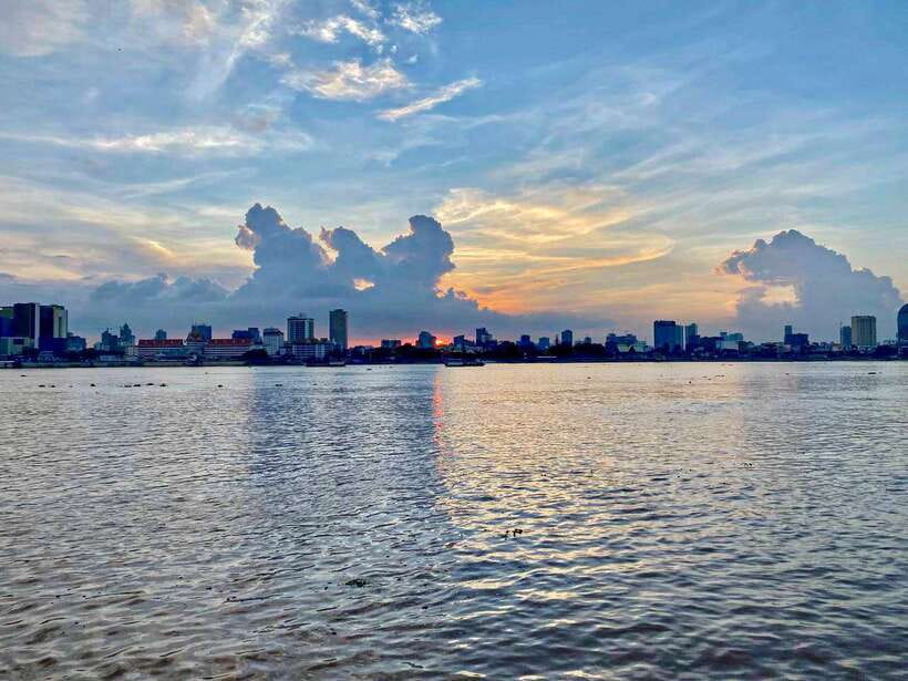 Phnom Penh: Mekong River Sunset Cruise and Tuk Tuk Ride - Who will enjoy this cruise most?