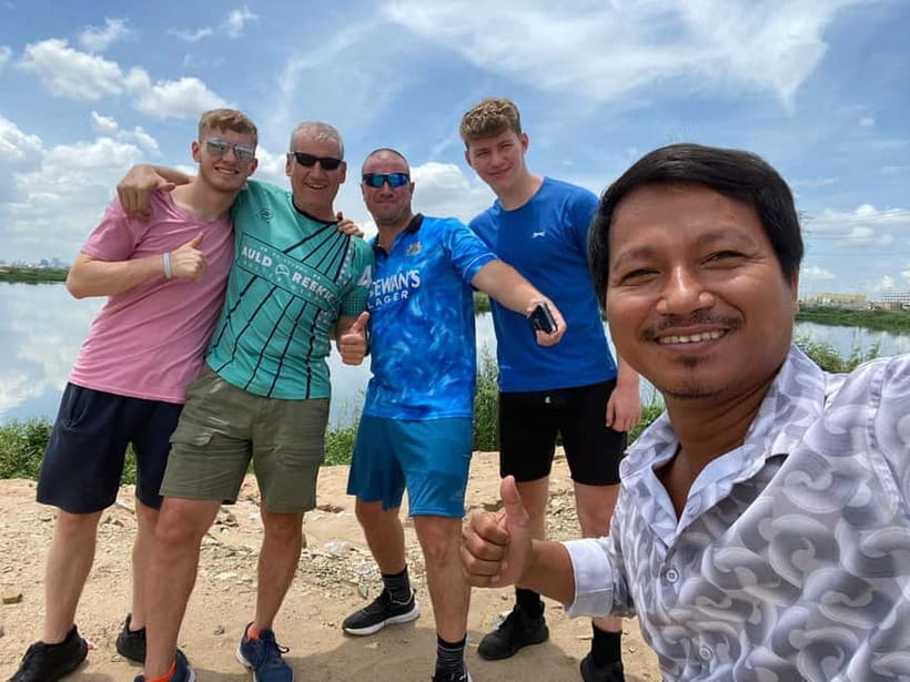 Phnom Penh: Private City Tour by Tuk-Tuk/Full or Half Day - The Killing Fields adds the wider setting