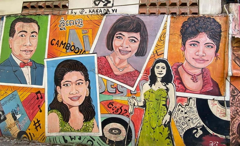 Phnom Penh: Street Art & Food Tour by Tuk-Tuk - Boeng Keng Kang Market, where the food lesson begins