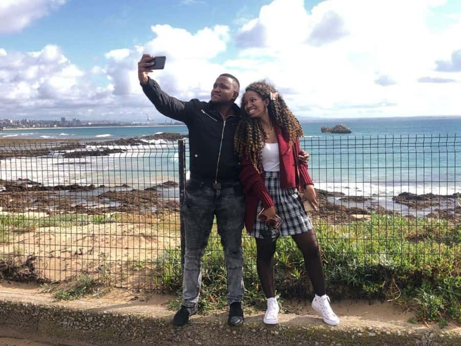 Port Elizabeth tuk-tuk tour, experience the natural beauty. - The beachfront ride: sea air with a practical catch