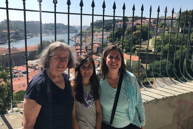 Porto Full Day Private Tour with Tuk Tuk and Lunch - Why a private tuk-tuk works well in Porto