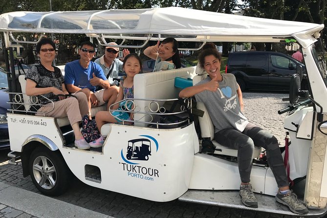 Porto Full Day Private Tour with Tuk Tuk and Lunch - Pickup, group size, and practical details