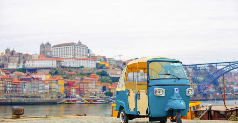 Porto: Full-Day Private Tuk Tuk Tour - Climbing Clérigos Tower for the city view
