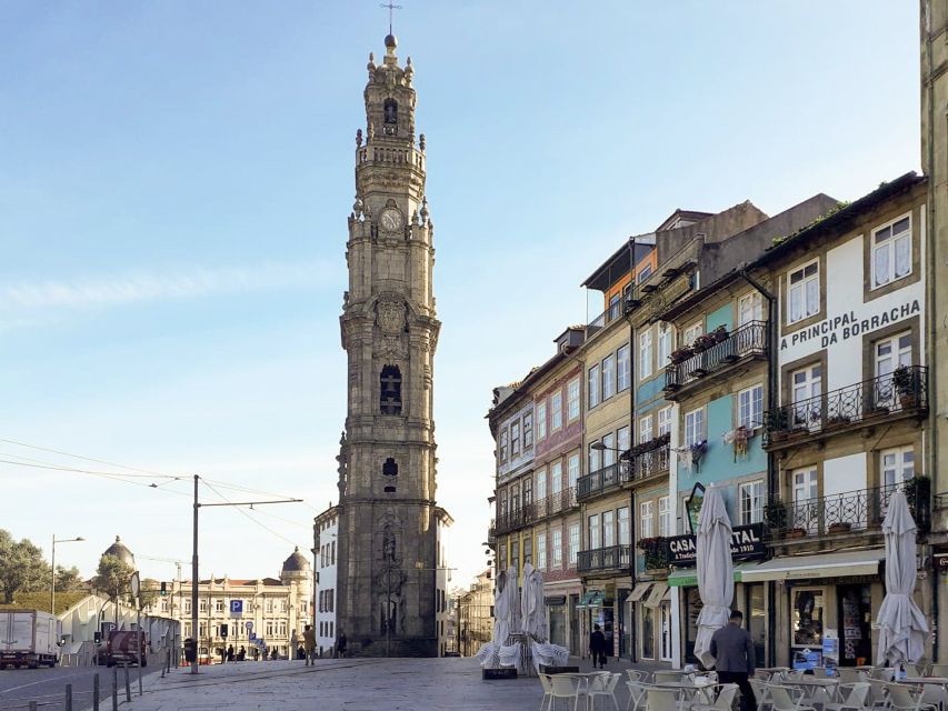 Porto: Guided Tour by Tuk-Tuk & Optional Douro River Cruise - Shared or private tuk-tuk?