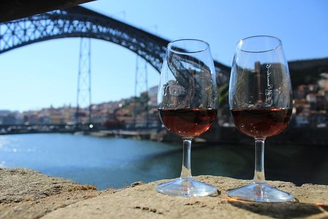 Porto Half-Day Private Tour with Tuk Tuk and Lello Bookstore - Why the tuk tuk works well in Porto