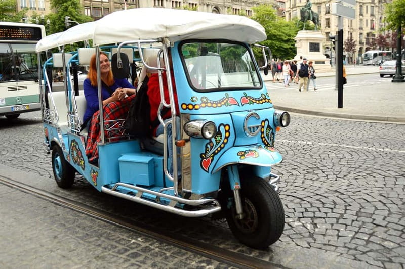 Porto: Historic Center Tuk-Tuk Tour - The viewpoint and photo stop