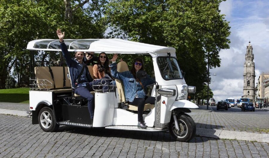 Porto: Private Sightseeing Tour by Electric Tuk Tuk - Palácio de Cristal and a quieter side of Porto