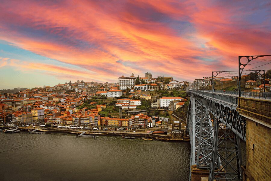 Porto Tour: One tour, a thousand stories by tuk tuk - 3 hours - Hearing the guide over Porto’s cobblestones