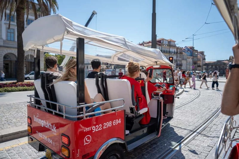 Porto Tuk-Tuk City Tour - Clérigos Tower and Lello Bookstore