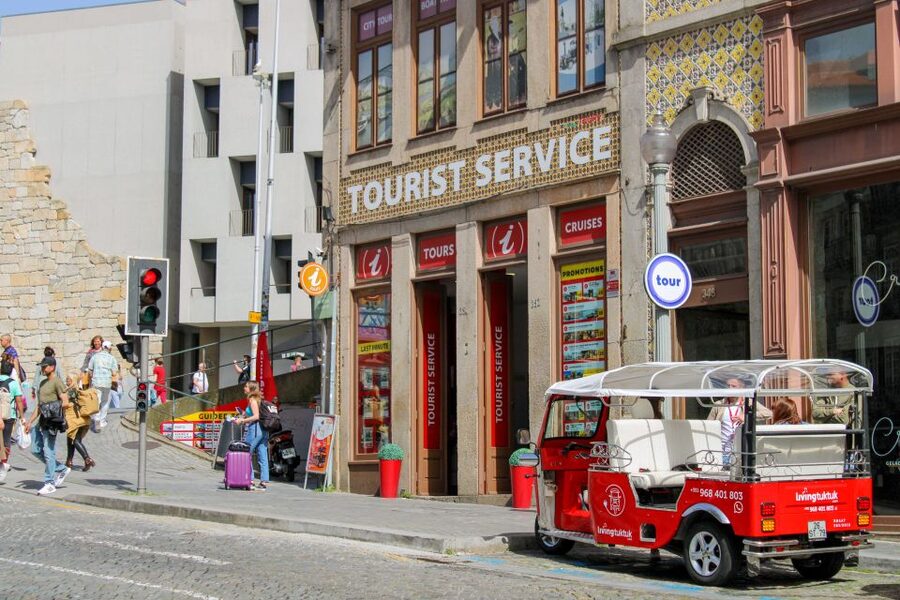 Porto: Tuk Tuk Sunset Tour with Glass of Port Wine - What the temporary route change means