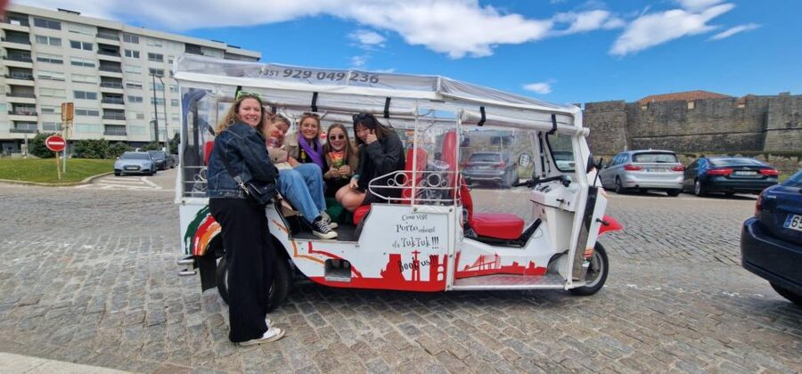 Porto: Tuk tuk Tours with Port Wine Tasting - Who will get the most from this experience