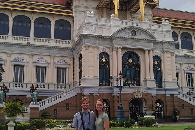 Premium Bangkok City Tour by Tourist Boat and TukTuk - Changing to a tuk tuk at Tha Chang Pier