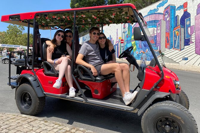 Private 1H30 Tuk Tuk Tour in Lisbon City - The National Pantheon and Portugal’s famous names