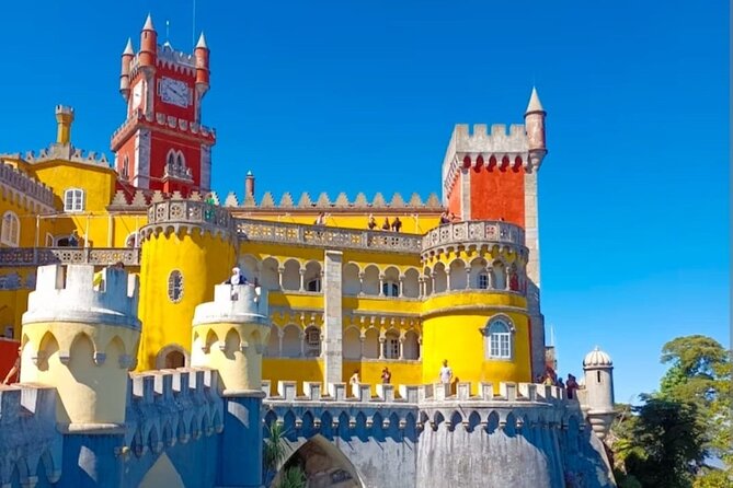 Private Adventure Tuk-Tuk,Sintra and Cascais, full day - Sintra’s old center and the National Palace