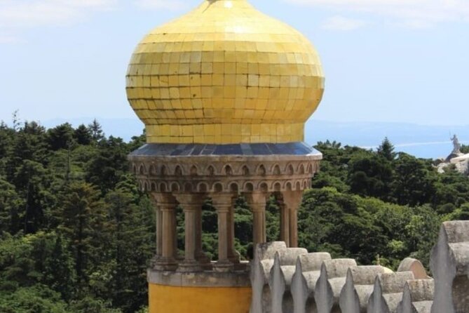 Private Adventure Tuk-Tuk,Sintra and Cascais, full day - Azenhas do Mar and the Atlantic coast
