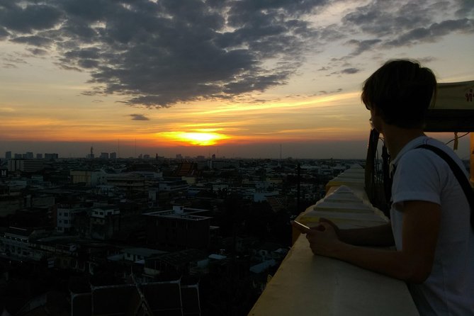 Private Bangkok Tuk Tuk Sunset Long-tail Night Lights - Loha Prasat under the night lights