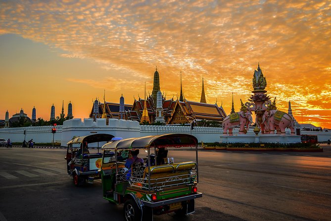 Private Bangkok Tuk Tuk Sunset Long-tail Night Lights - Local markets around Rattanakosin