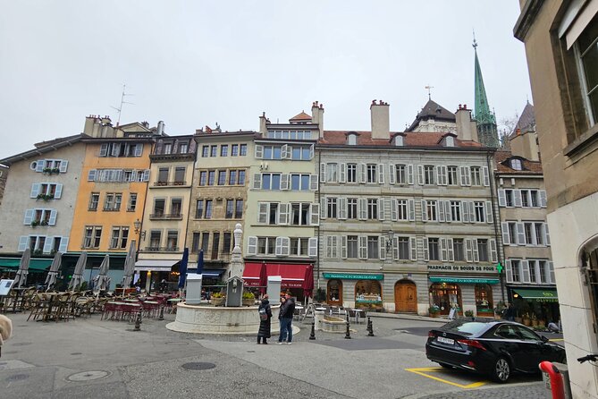 Private Chocolate Tour in Geneva by Tuk Tuk - Why a tuk tuk is a smart way to sample Geneva