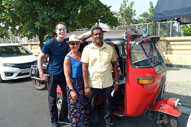 Private City tour in Colombo By tuk tuks or Cars - Colombo Fort and Pettah: the city at street level