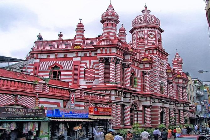 Private City tour in Colombo By tuk tuks or Cars - Vehicle choice, private comfort, and timing