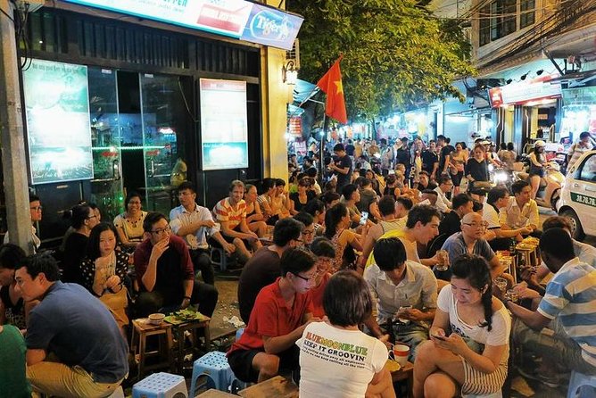 Private Evening Walking Tour - Cyclo & Water Puppet Show in Hanoi Old Quarter - Seeing Hanoi from a cyclo seat