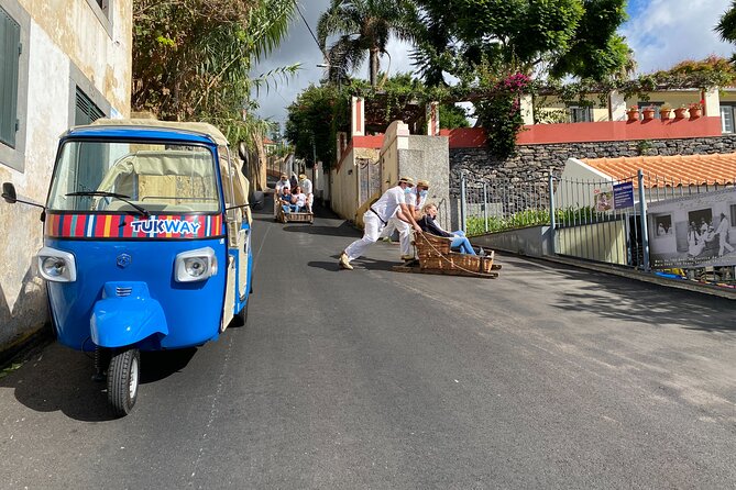 Private Express Tuk Tuk Tour Funchal Old Town & Toboggans - Rain, queues, and other drawbacks