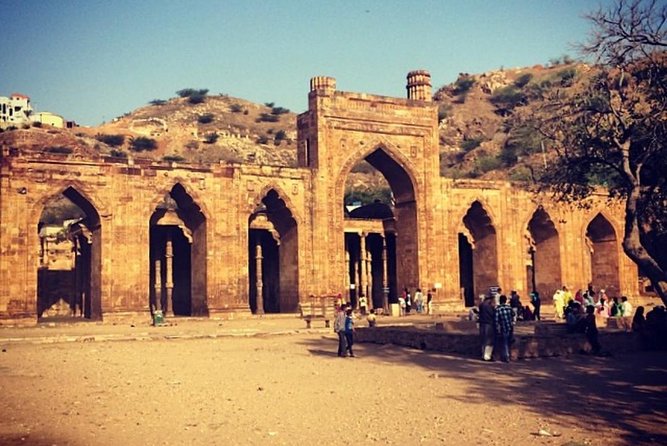 Private Full Day Jaipur Sightseeing Tour By Tuk-Tuk (Rickshaw) - Amer Fort, the day’s big outing