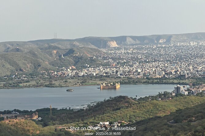 Private Full Day Tour of Jaipur By Tuk Tuk. - A tuk-tuk is a smart way to meet Jaipur