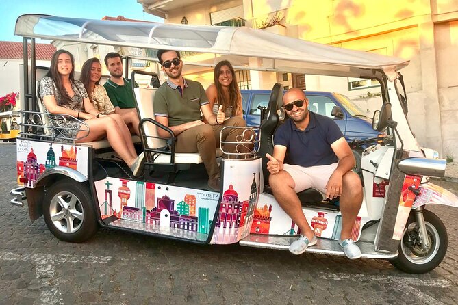 Private Guided Alfama Tuk Tuk Tour in Lisbon – 1.5-Hour - The final Alfama connection