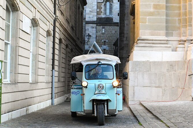 Private Guided Geneva 1 Hour TukTuk City Tour - St. Pierre Cathedral and the old town