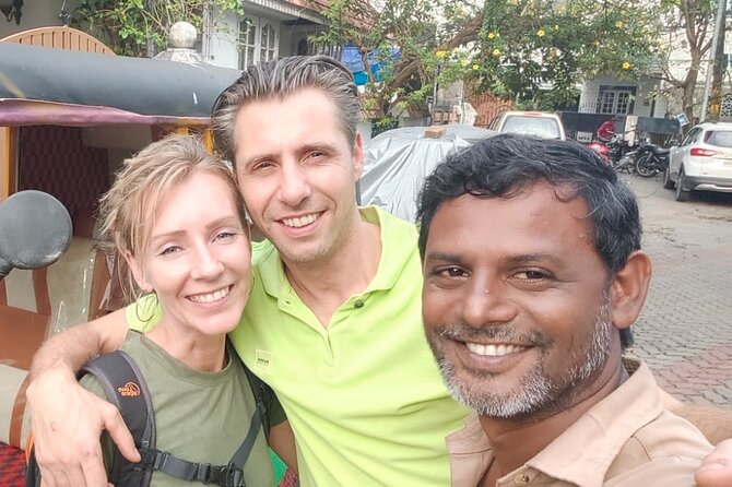 Private Guided Kochi Tuk-Tuk Tours - Spice Market, Hindu temple, and Jain Temple