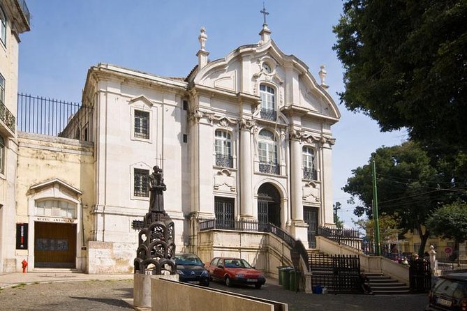 Private guided tour to 7 Colinas and Belém in an electric Tuk Tuk with 4.5 hours. - Senhora do Monte and the city’s best high view