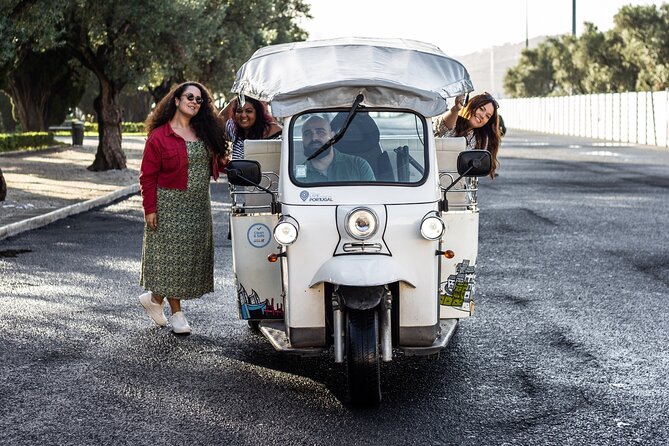 Private Half-Day Eco Tuk Tuk Tour in Lisbon - Why a private tuk tuk works well in Lisbon