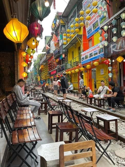 Private Half-Day Hanoi City Tour with Cyclo and Train street - A Half-Day Introduction to Hanoi’s Old Quarter