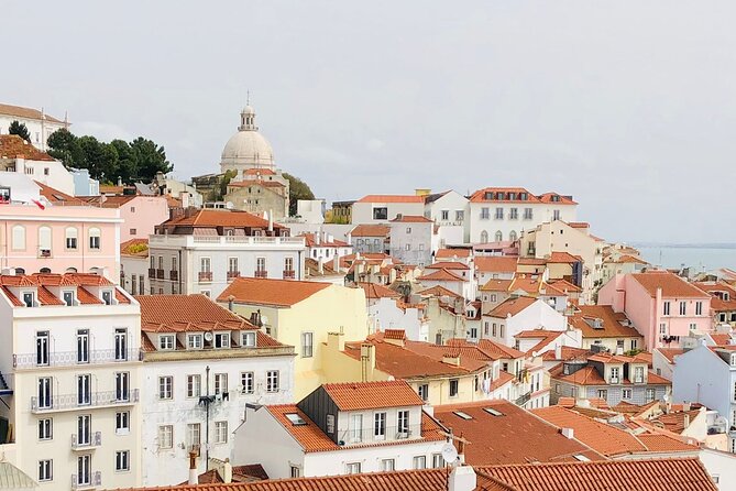 Private Half Day Sightseeing Tour in Lisbon by Tuktuk - Commerce Square and the road to Belém