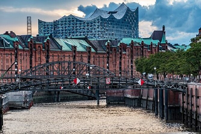 Private Hamburg rickshaw tour for 2 people - Price and value for two people