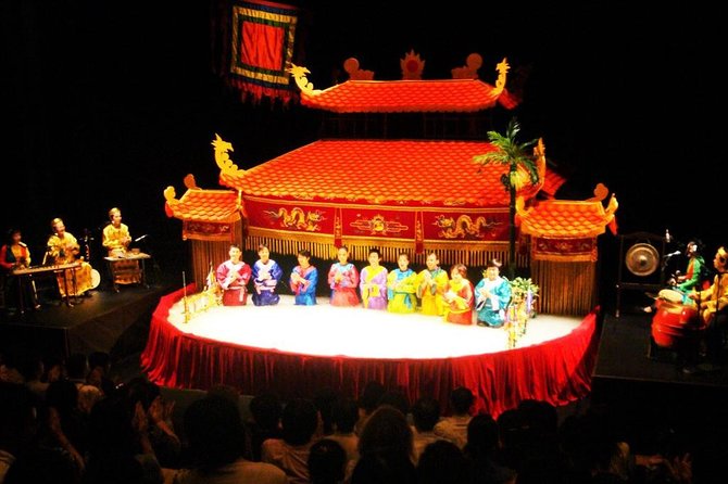 Private: Hanoi Street Food tour with Water Puppet Show and Cyclo - Bun cha, coffee, and the value of a compact food tour