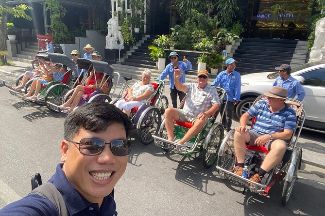 Private Hue Food Tour By Cyclo - Bánh khoái at Hồng Mai