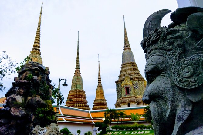 Private Mysterious Bangkok & Grand Palace, Tuk Tuk, Boat & Lunch - Khlong Bang Luang Artist House