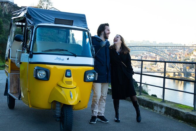 Private Port: Tuk Tuk and boat with local guides - Starting in Batalha with Porto at street level
