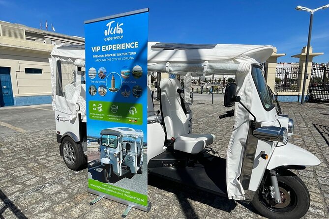 Private PREMIUM Tour EN Tuk tuk A Coruña - The old walls and the medieval city