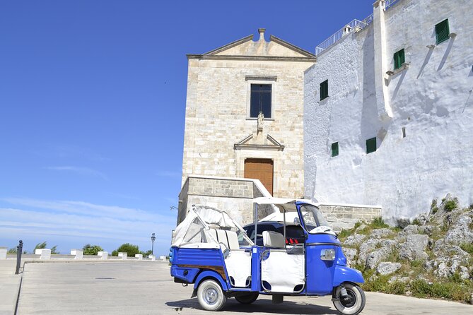 Private tour by Tuk Tuk of the Ostuni medieval quarter. - Ostuni Palace SPA and the best photo stop
