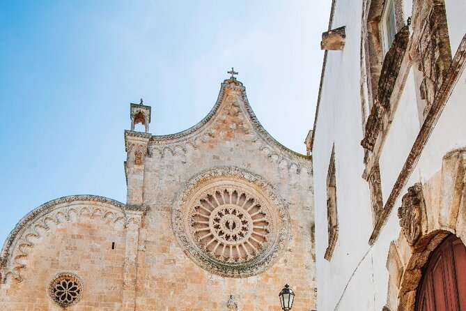 Private tour by Tuk Tuk of the Ostuni medieval quarter. - Who will get the most from this ride