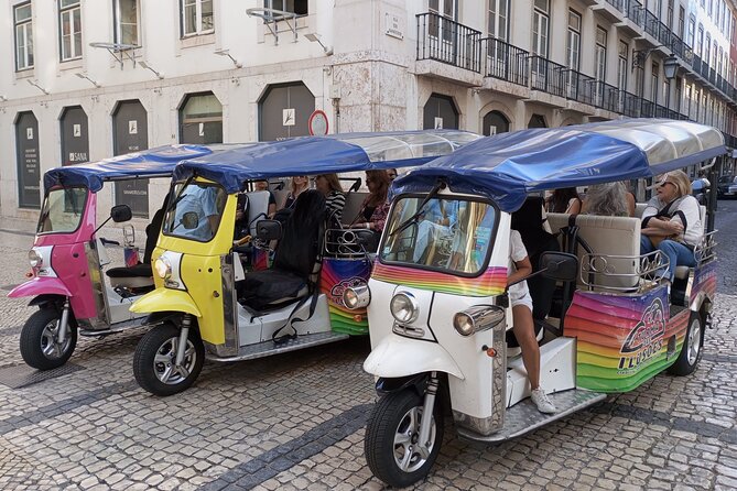 Private Tour Through Lisbon Half Day Experience by Tuk tuk - Santa Luzia and Portas do Sol