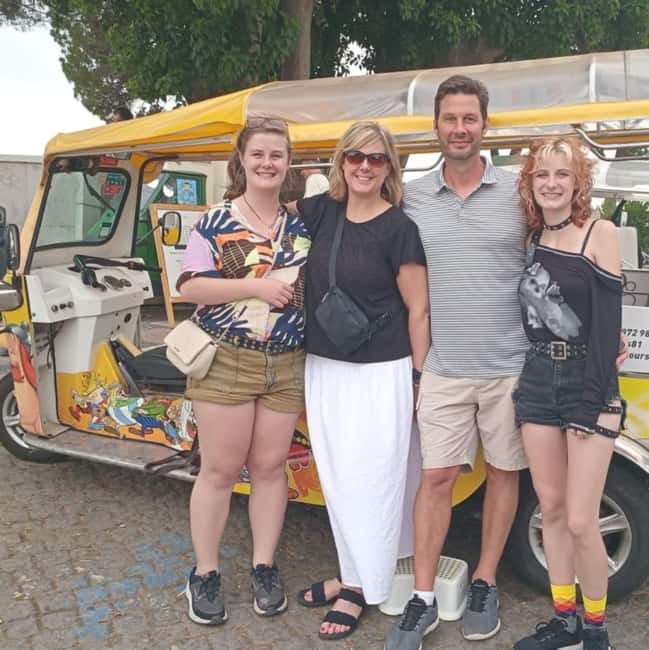 Private tours of Lisbon in 100% electric tuk-tuks - Seeing Lisbon from the tuk-tuk