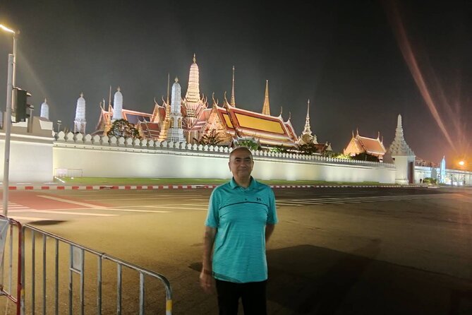 Private Tuk Tuk Night Adventure with Dinner - Why Bangkok works so well after dark