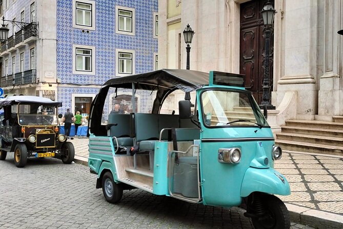 Private Tuk Tuk Tour 1h30 to Lisbon - Senhora do Monte: the broadest city view