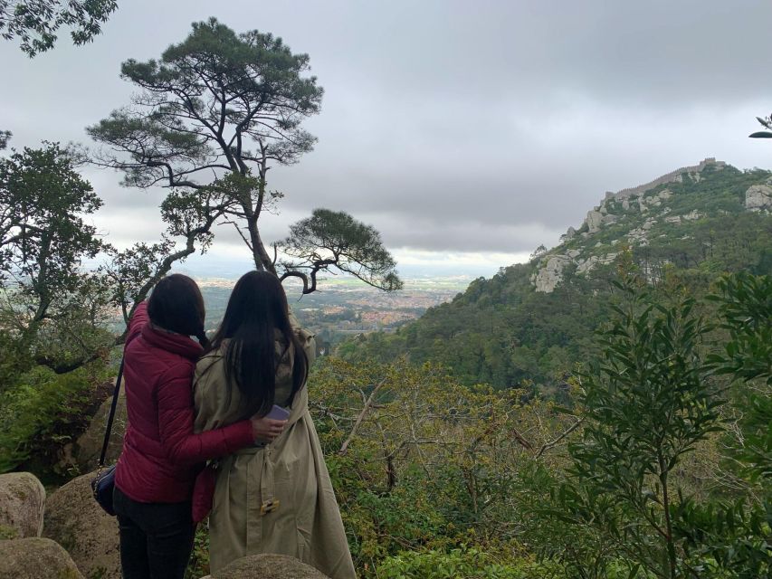 Private Tuk Tuk Tour in Sintra and Coast - Sintra by tuk tuk: a fast way to read the mountain