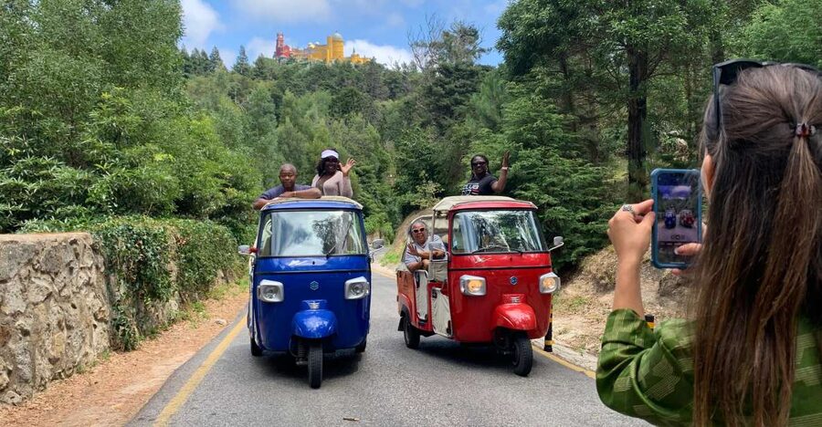 Private Tuk Tuk Tour in Sintra and Coast - Castelo dos Mouros above the town